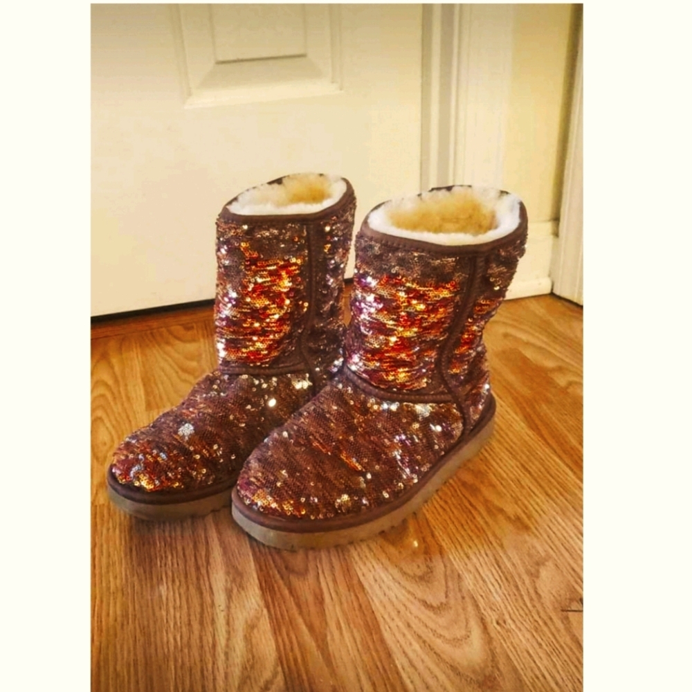 DONATED Shimmer Sequin Uggs Boots